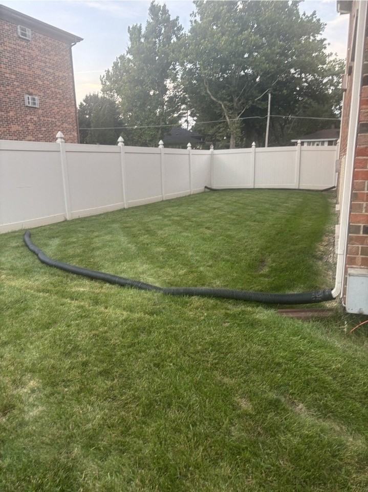 21W205 Tee Ln #A - Photo 2 of 7