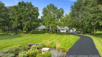 featured image of 38W064 Tanglewood Dr