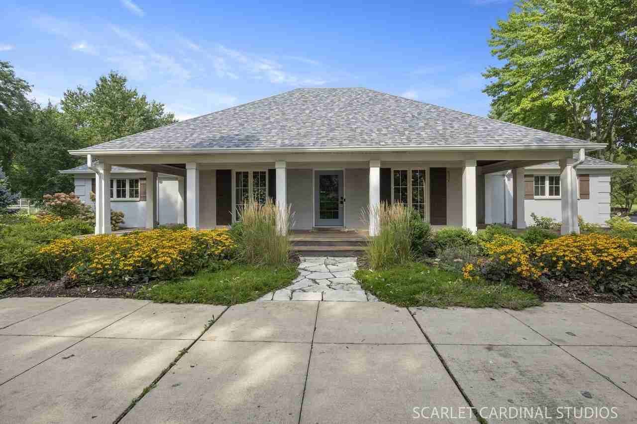 38W064 Tanglewood Dr - Photo 2 of 50