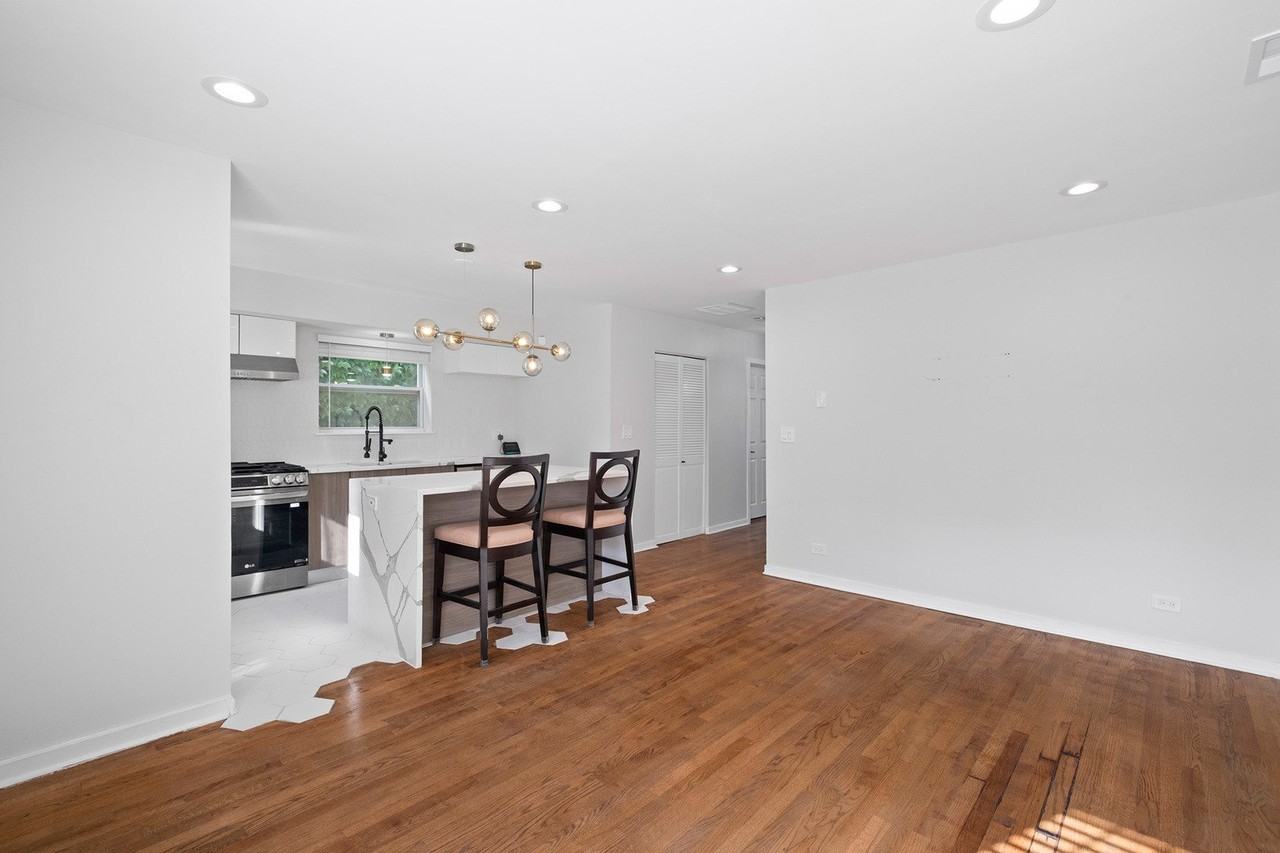 6449 S Kenwood Ave #2 - Photo 5 of 15