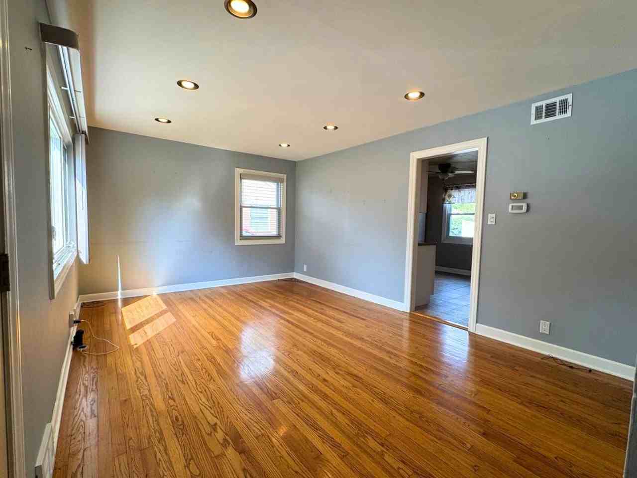 817 S Spring Rd - Photo 6 of 15