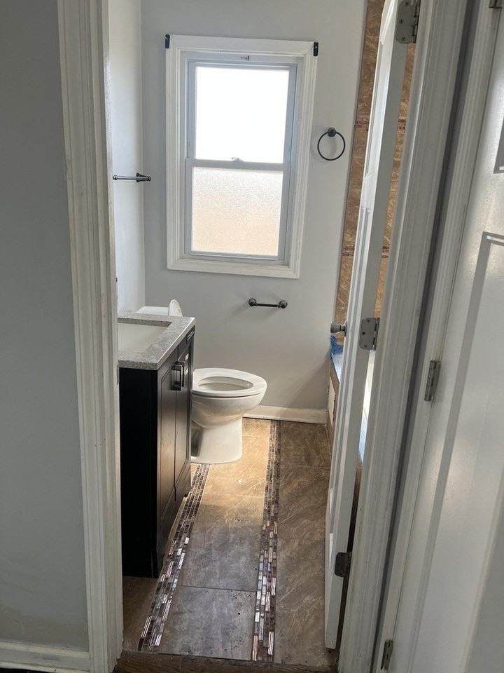 8507 S Dorchester Ave - Photo 3 of 5