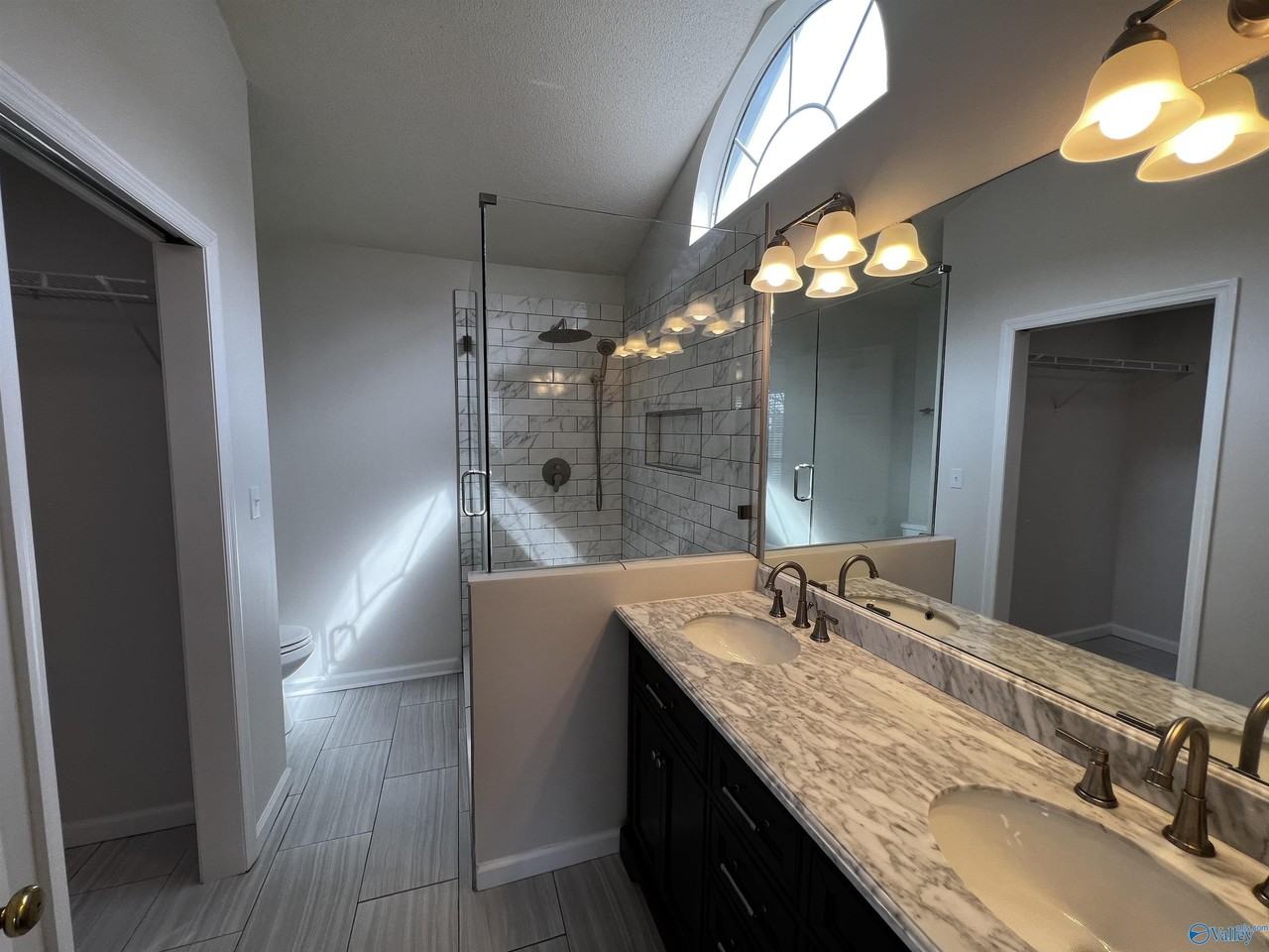 112 Lily Ct - Photo 6 of 19