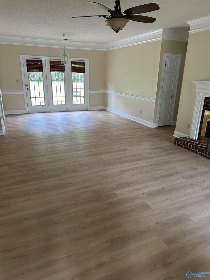 161 Raspberry Way - Photo 2 of 15