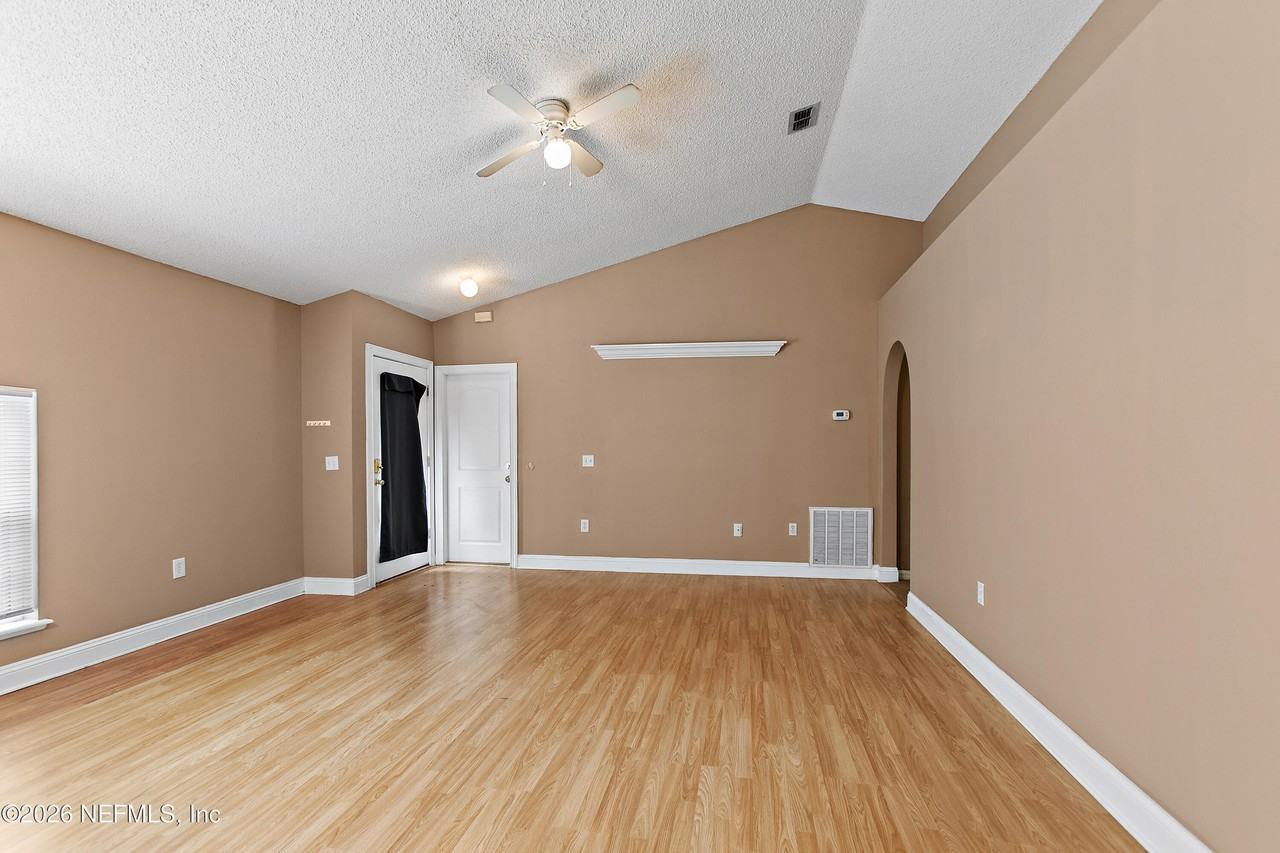 7323 Lawn Tennis Ln - Photo 3 of 17