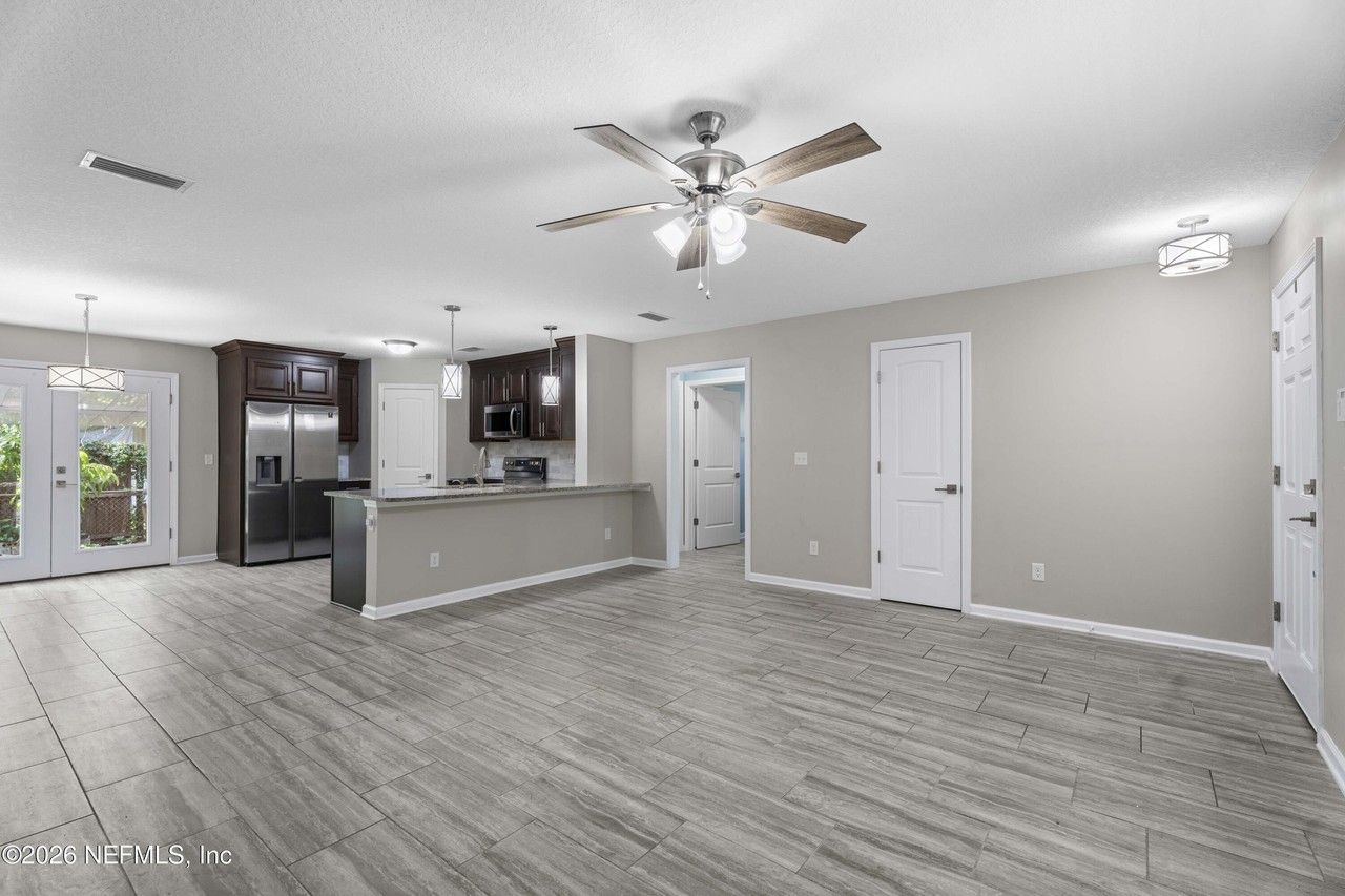 1166 Harmony Dr N - Photo 3 of 12
