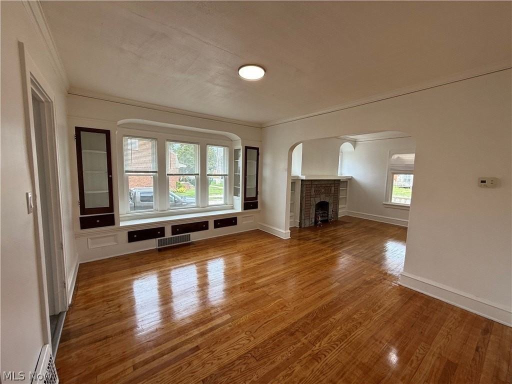 4162 W 140th St #1 - Photo 5 of 16