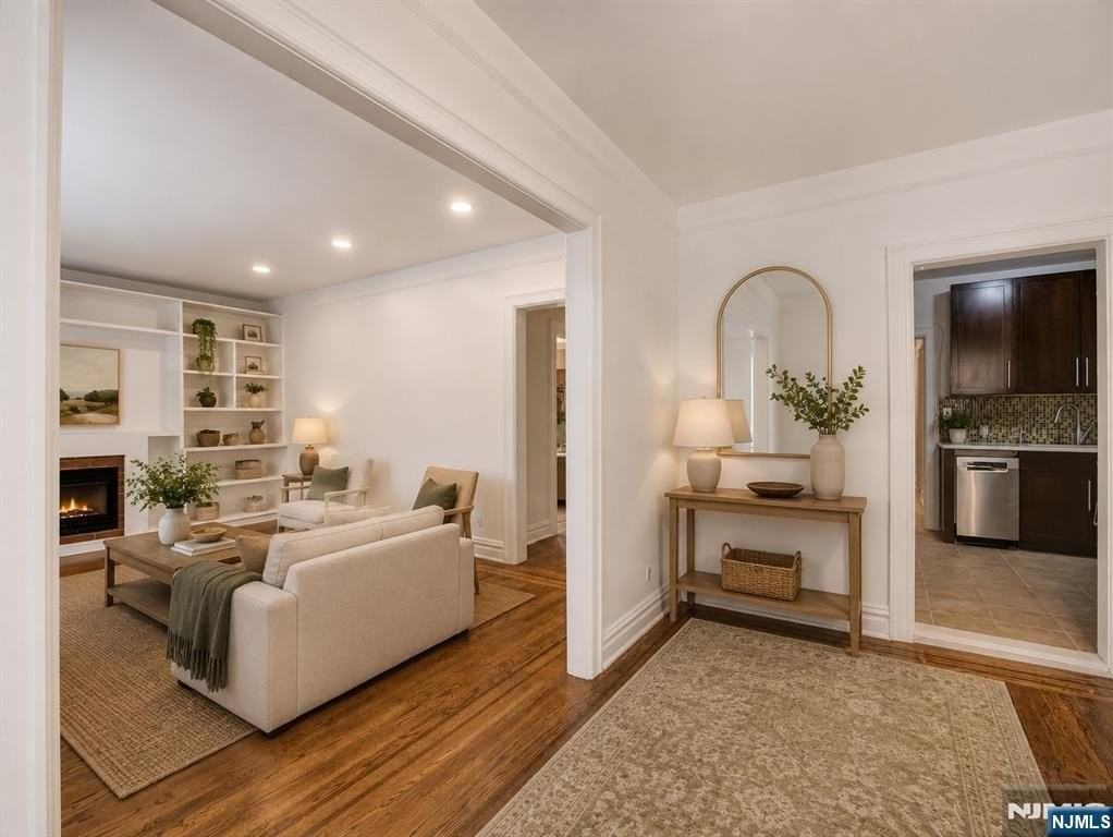260 Harrison Ave #104 - Photo 4 of 19