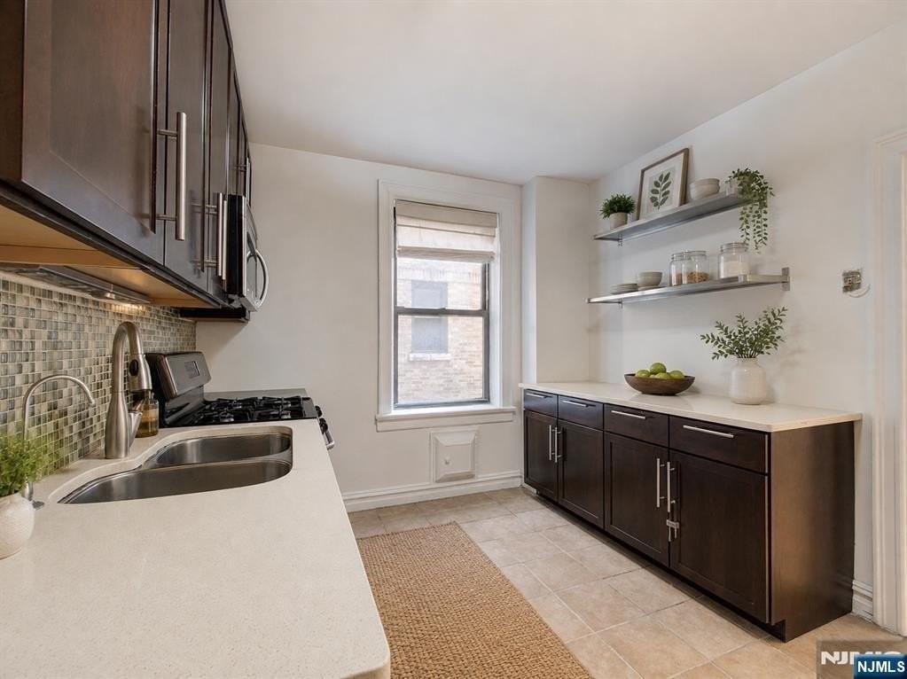 260 Harrison Ave #104 - Photo 5 of 19