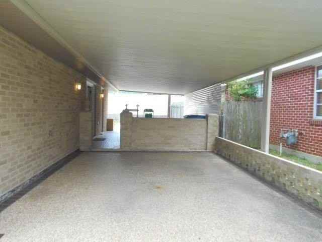 2517 Veronica Dr - Photo 3 of 42