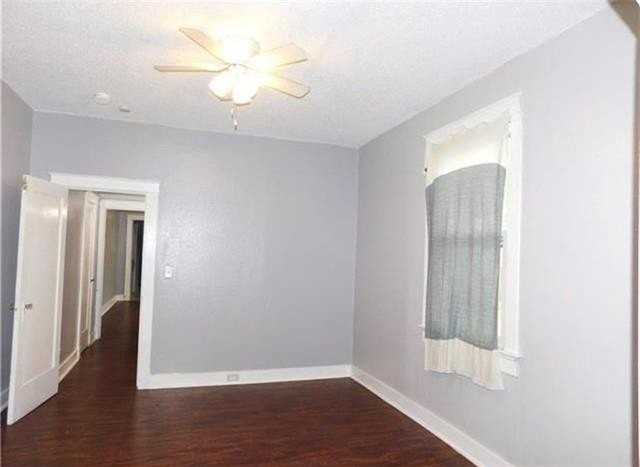 1342 Alvar St - Photo 3 of 9