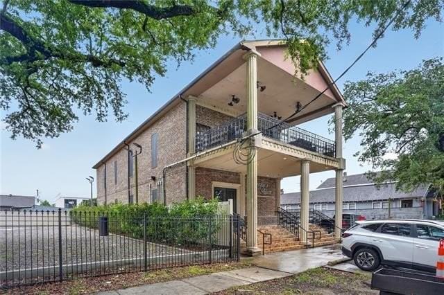 3317 Bienville St - Photo 2 of 27