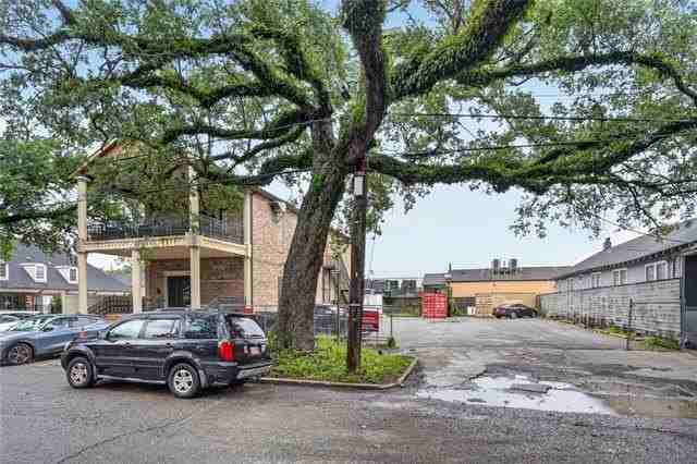 3317 Bienville St - Photo 3 of 27