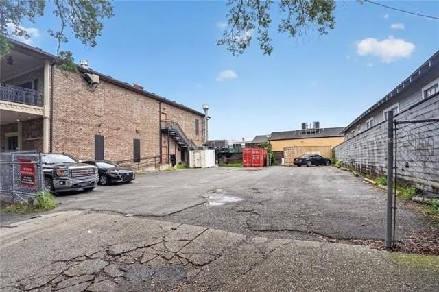 3317 Bienville St - Photo 4 of 27