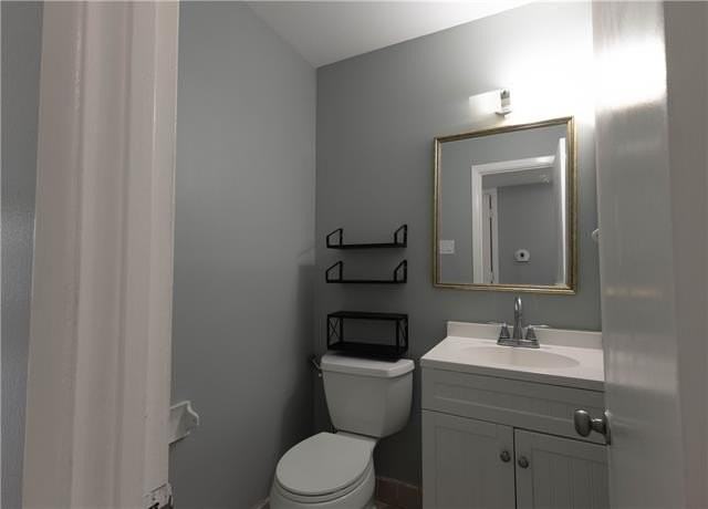 381 Westmeade Dr - Photo 7 of 20