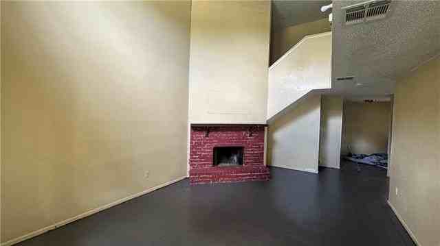 3032 Destrehan Ave - Photo 2 of 7