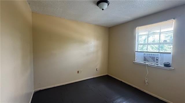 3032 Destrehan Ave - Photo 5 of 7
