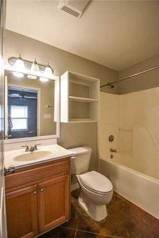 13296 Moss Point Dr #B - Photo 6 of 10