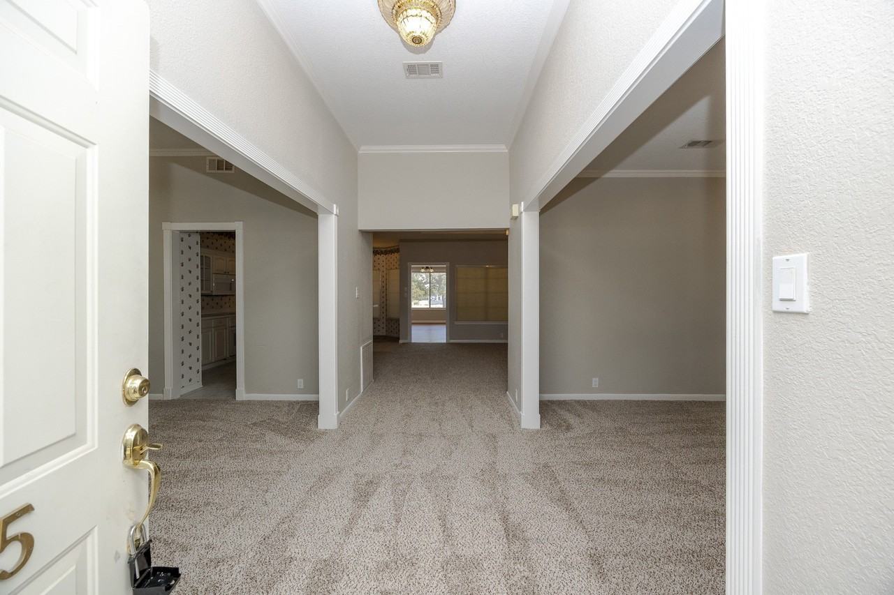 4525 Teasley Ln - Photo 7 of 37