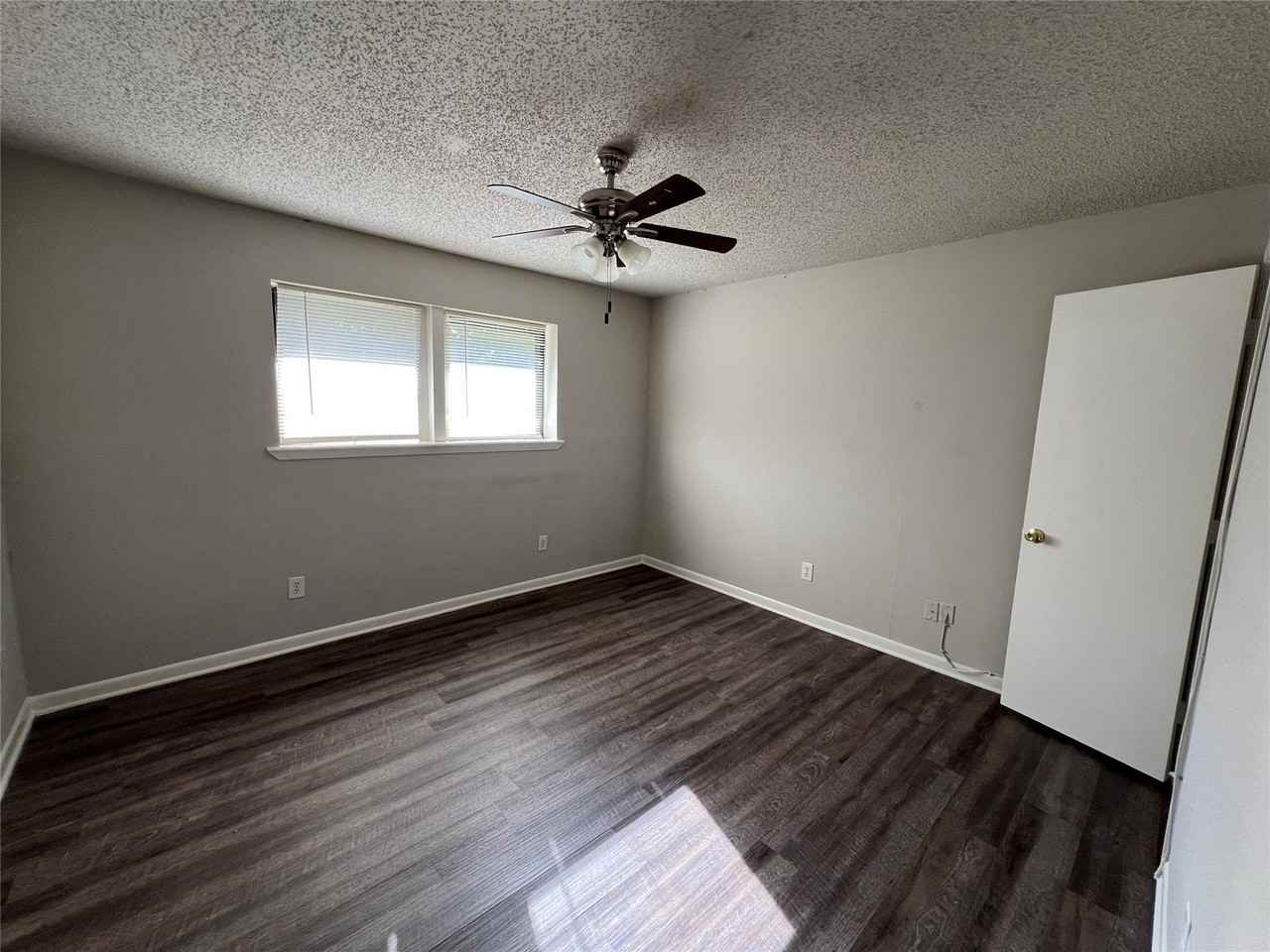 2318 N Alexander St - Photo 7 of 9