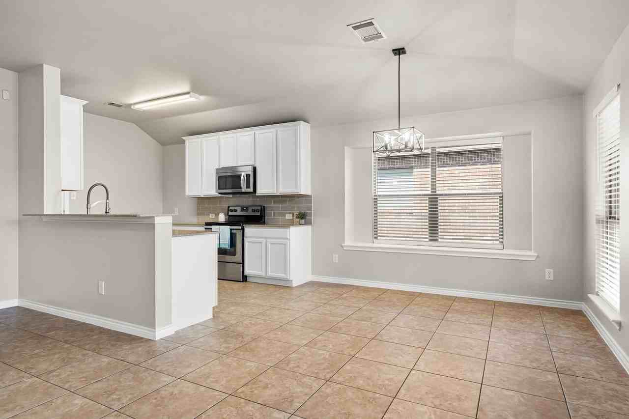 230 Windmill Dr - Photo 6 of 28