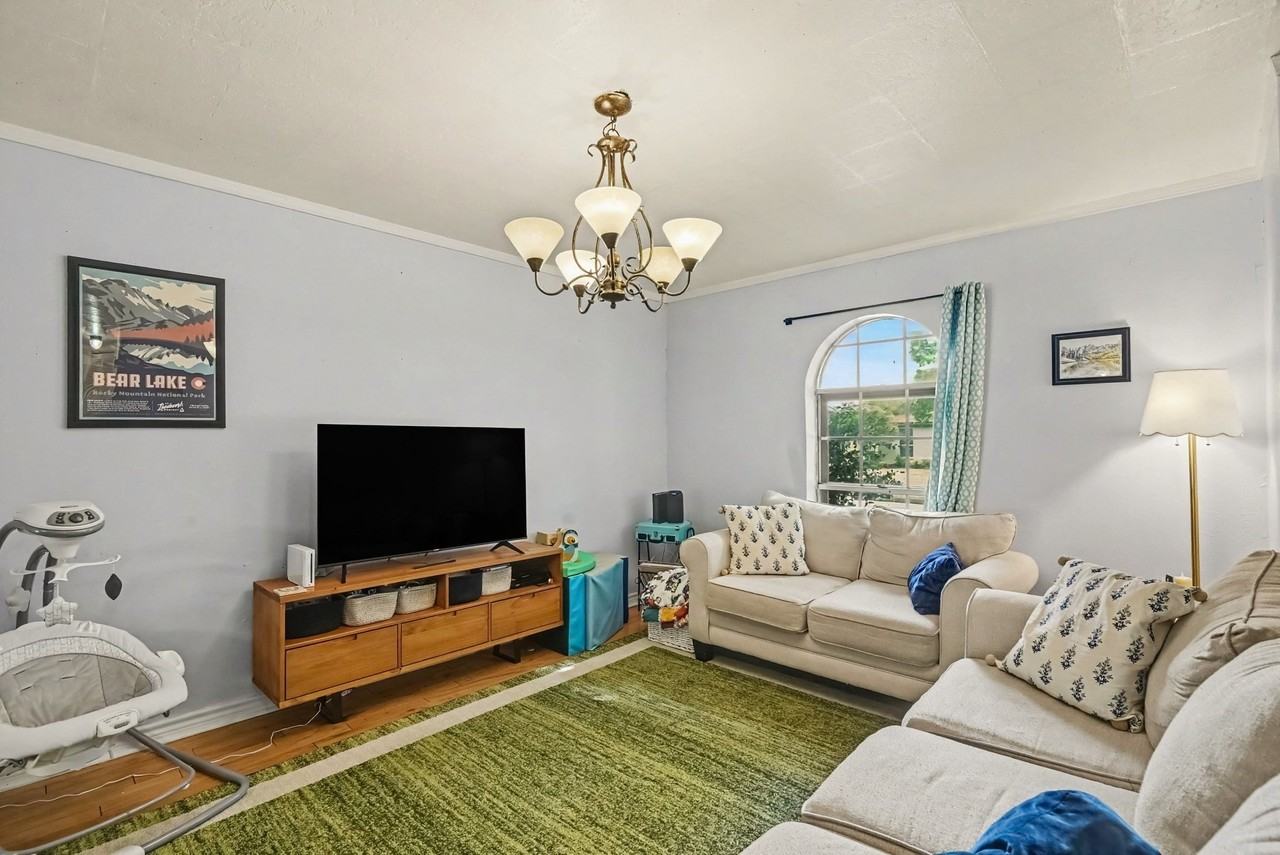 5304 Westhaven Dr - Photo 4 of 26
