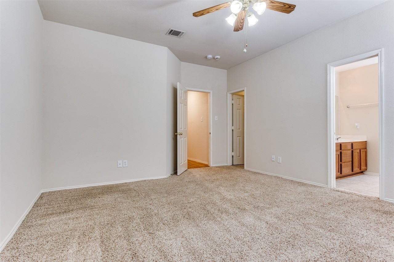 9710 Revolution Way - Photo 4 of 25