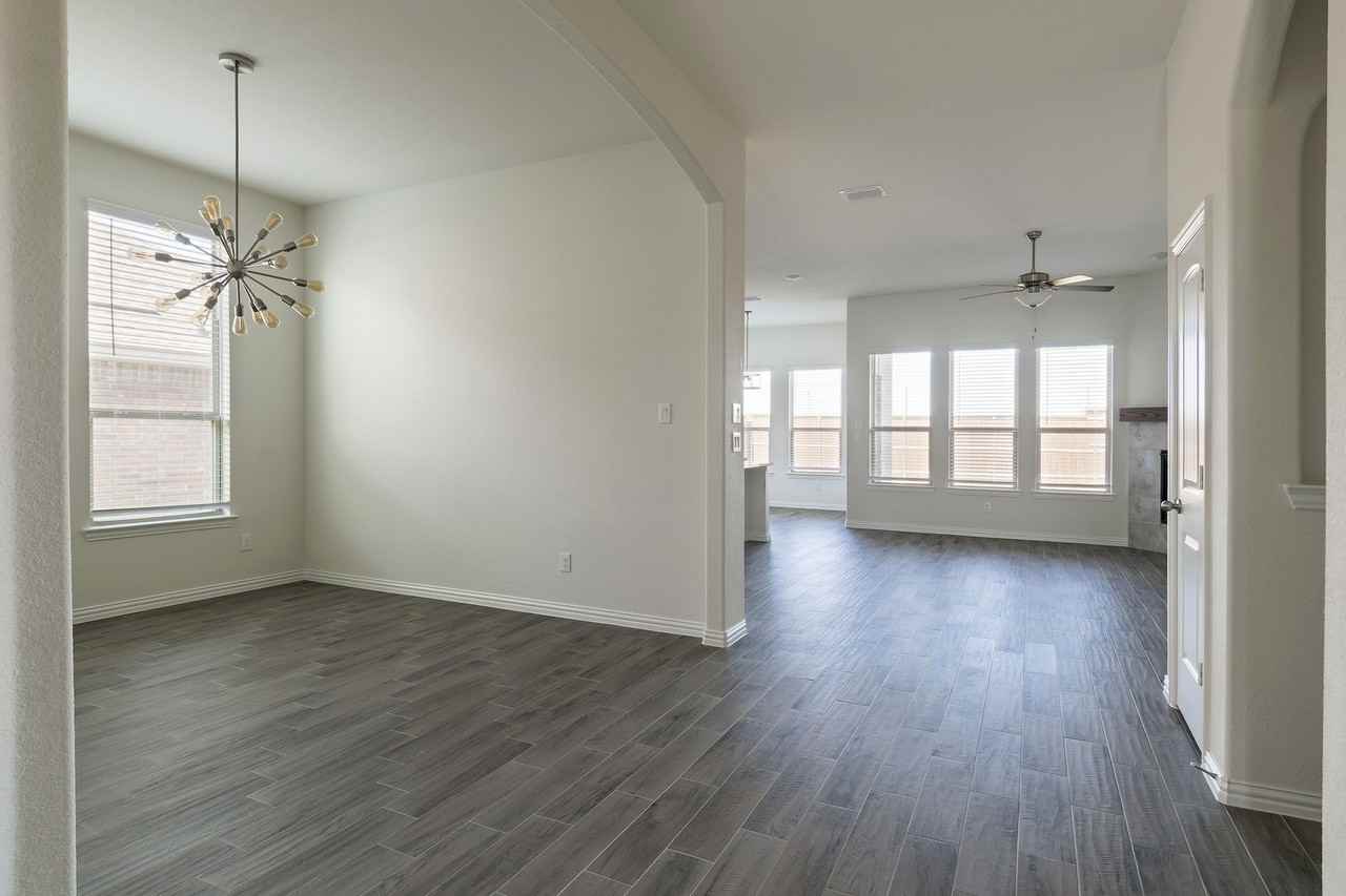 6225 Sutton Fields Trl - Photo 5 of 25