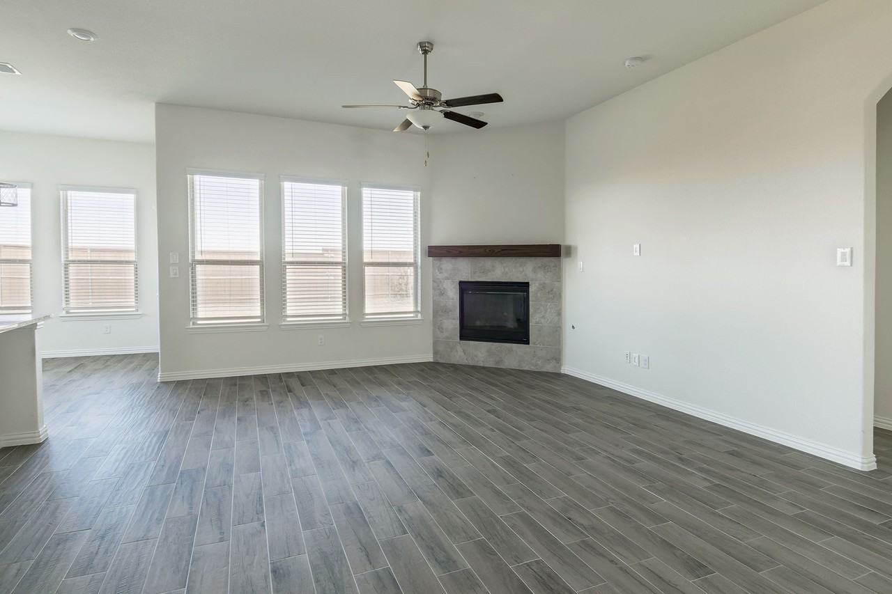 6225 Sutton Fields Trl - Photo 6 of 25