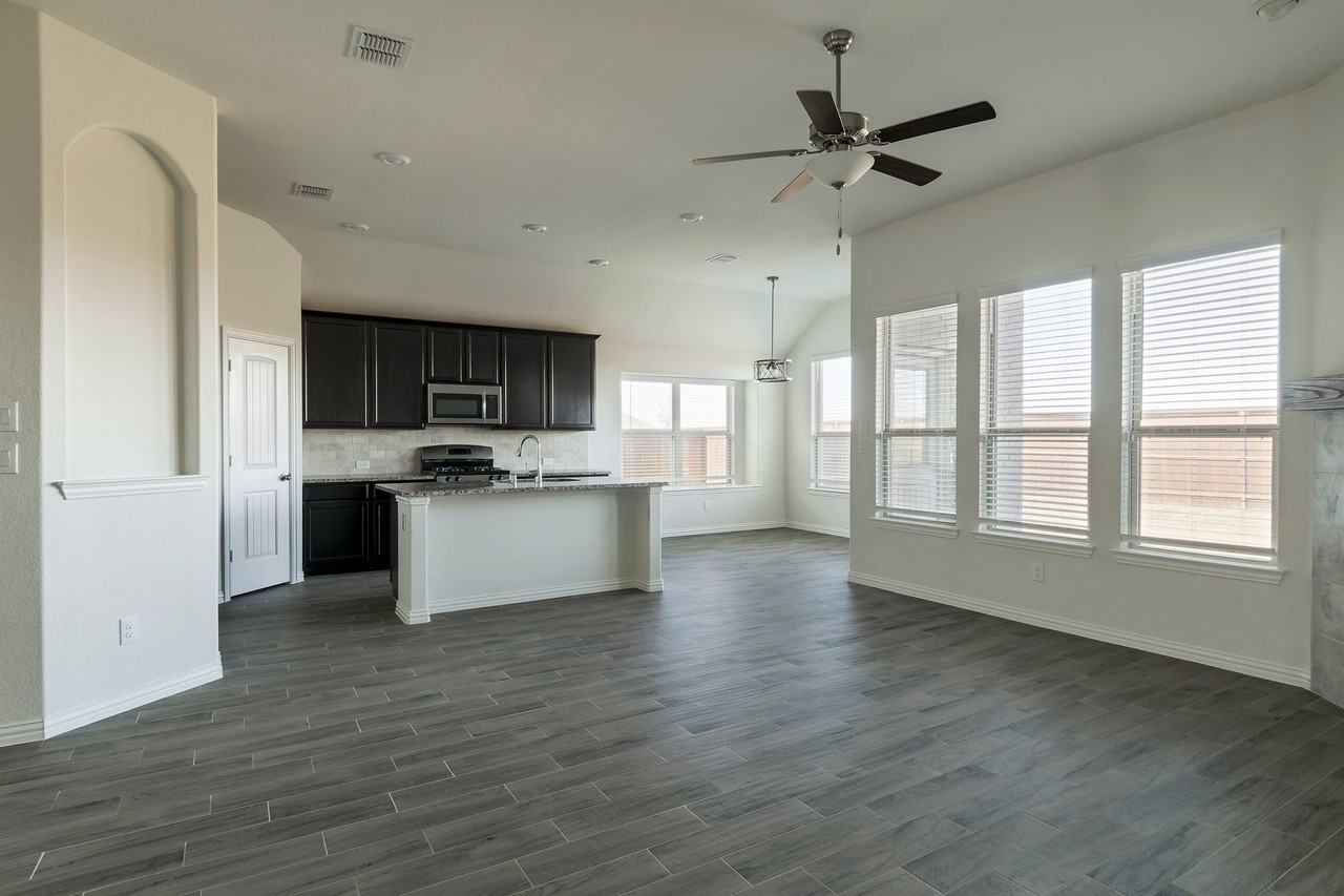 6225 Sutton Fields Trl - Photo 7 of 25