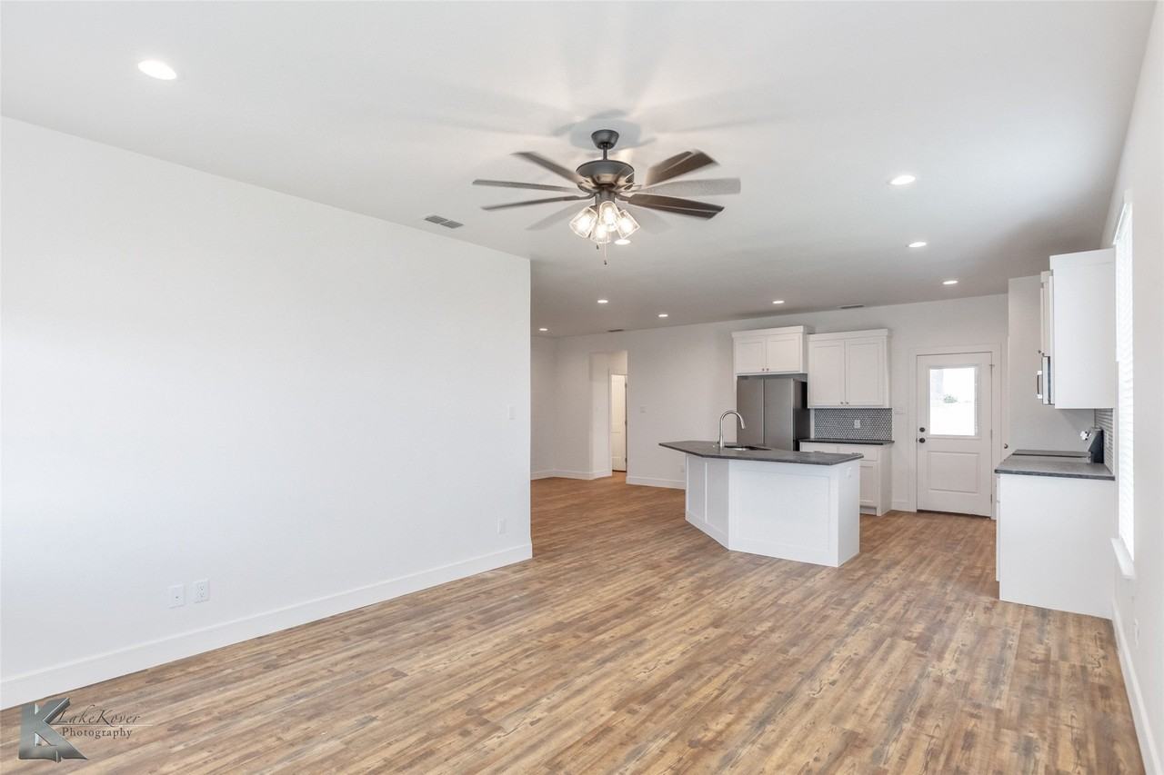 364 Kristie Path - Photo 7 of 28