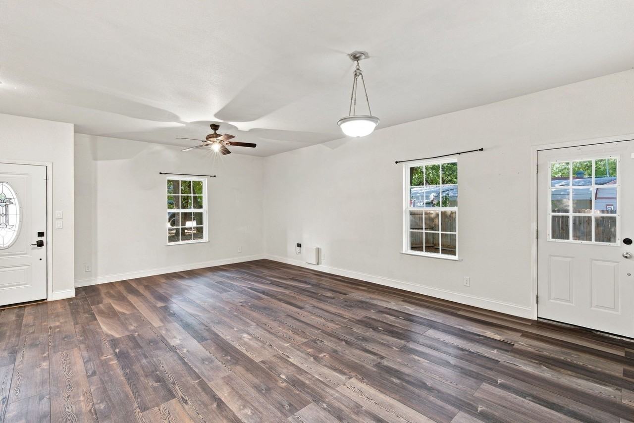 1837 Jennifer Ct - Photo 6 of 28