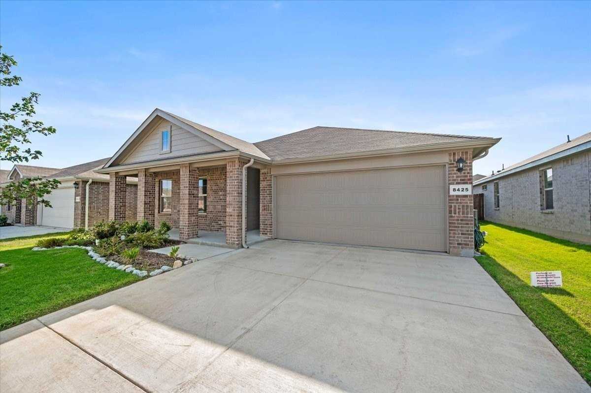 8425 Coffee Springs Dr - Photo 2 of 33