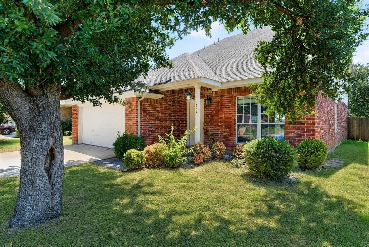 5016 Senator Dr - Photo 2 of 31