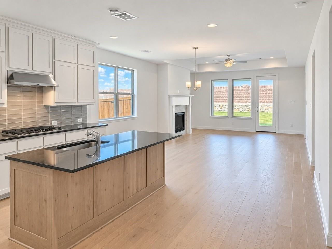 605 Rosemallow Way - Photo 5 of 39