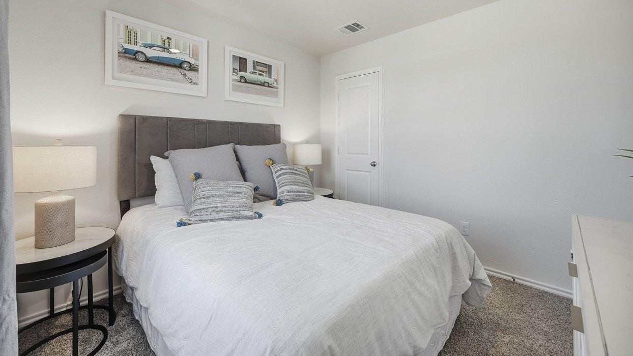 309 Clematis St - Photo 3 of 12