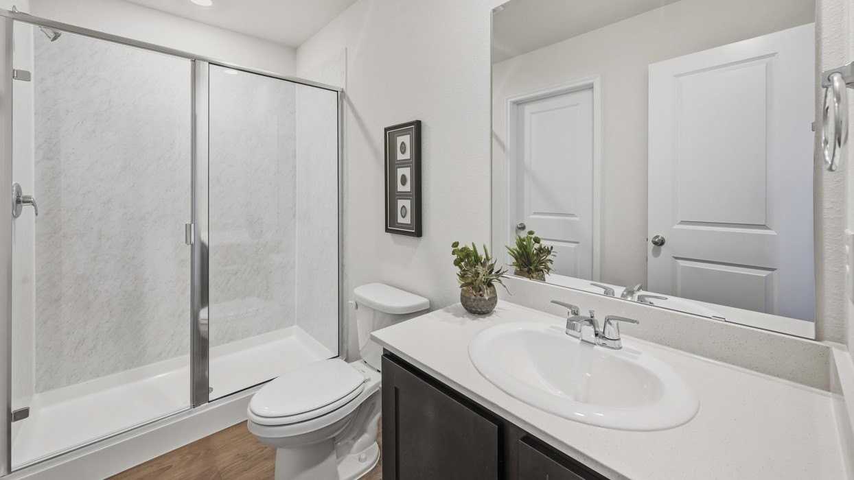 309 Clematis St - Photo 4 of 12