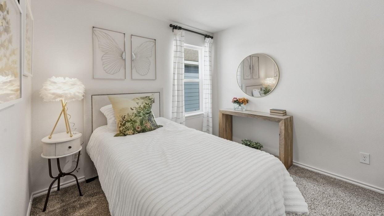 309 Clematis St - Photo 6 of 12