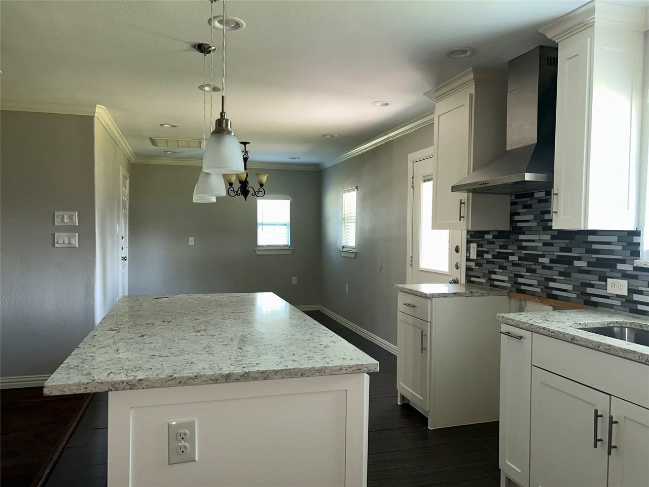 3602 Palm Dr - Photo 2 of 24