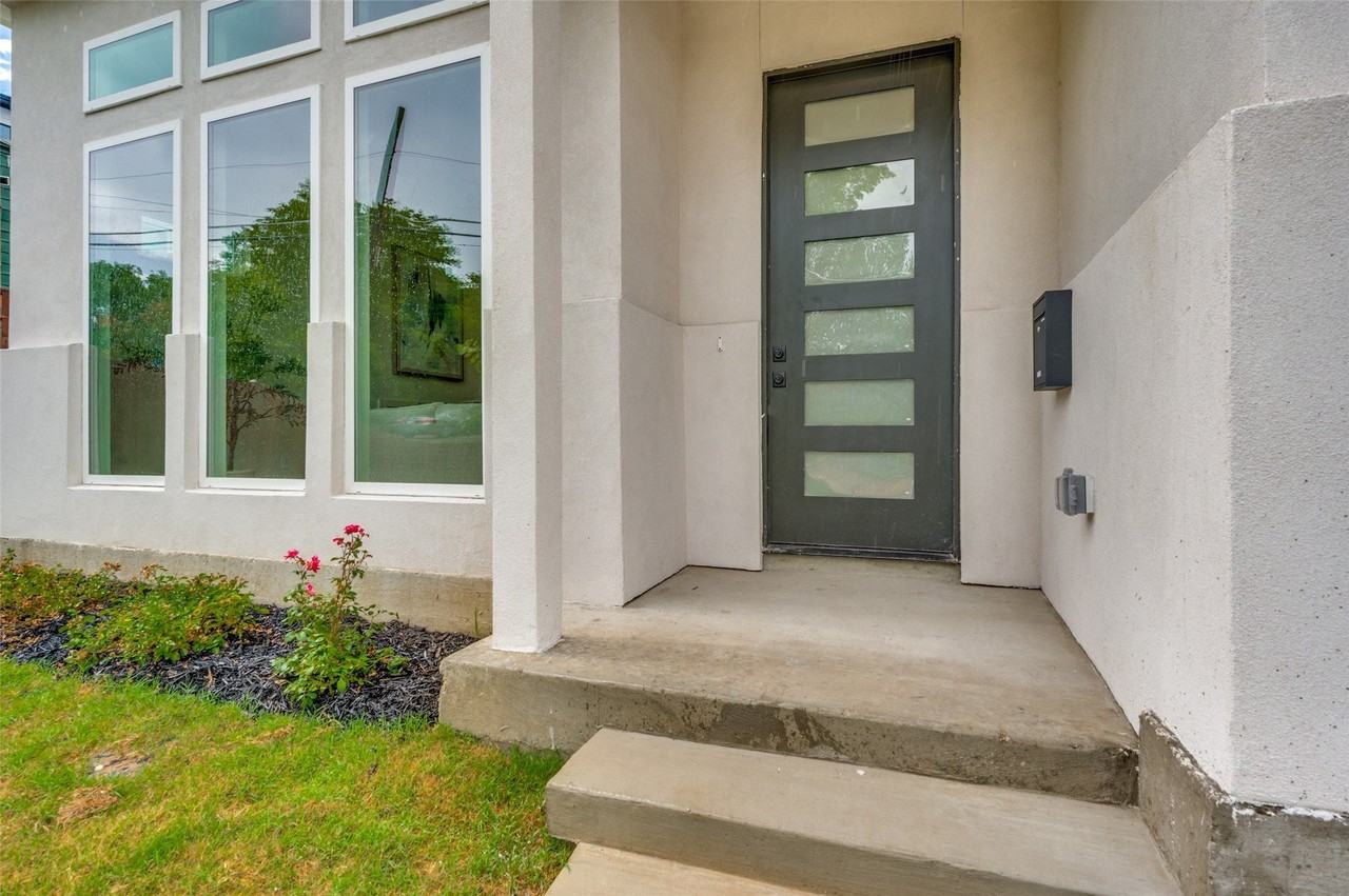 1511 Morrell Ave - Photo 3 of 35