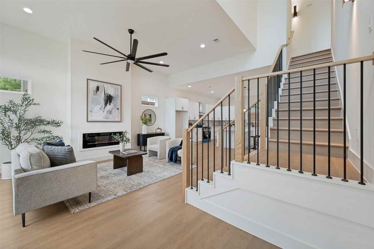 1511 Morrell Ave - Photo 5 of 35