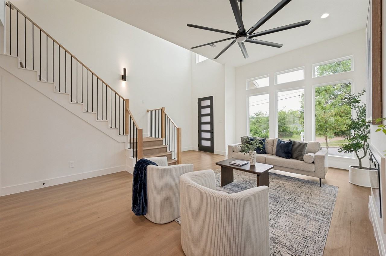 1511 Morrell Ave - Photo 6 of 35