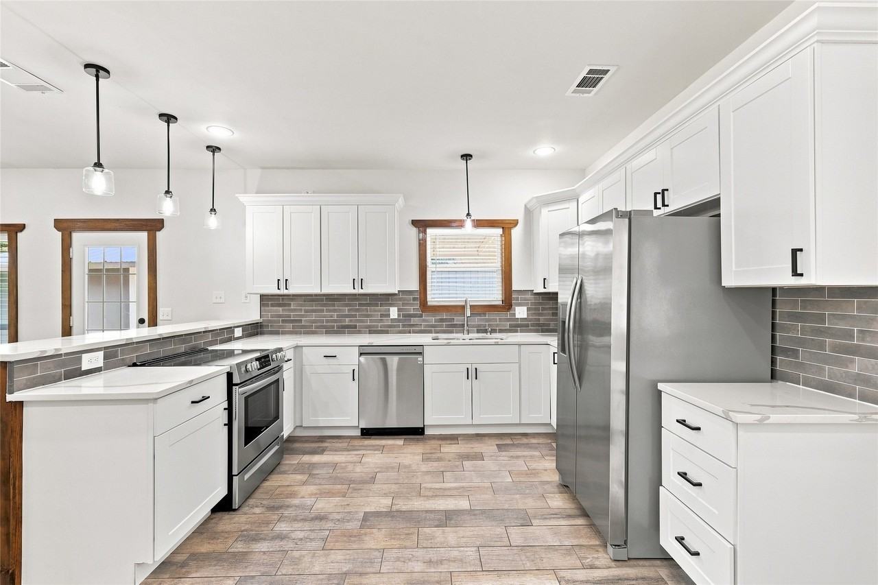 13887 County Road 548 - Photo 5 of 40