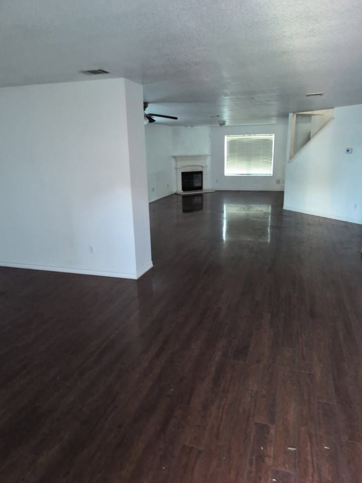2701 Maegen Cir - Photo 2 of 13