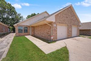 featured image of 3126 Cherry Ln #3126