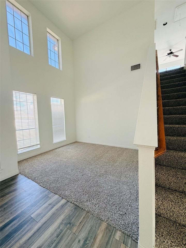 7416 Quail Point Ln - Photo 5 of 27