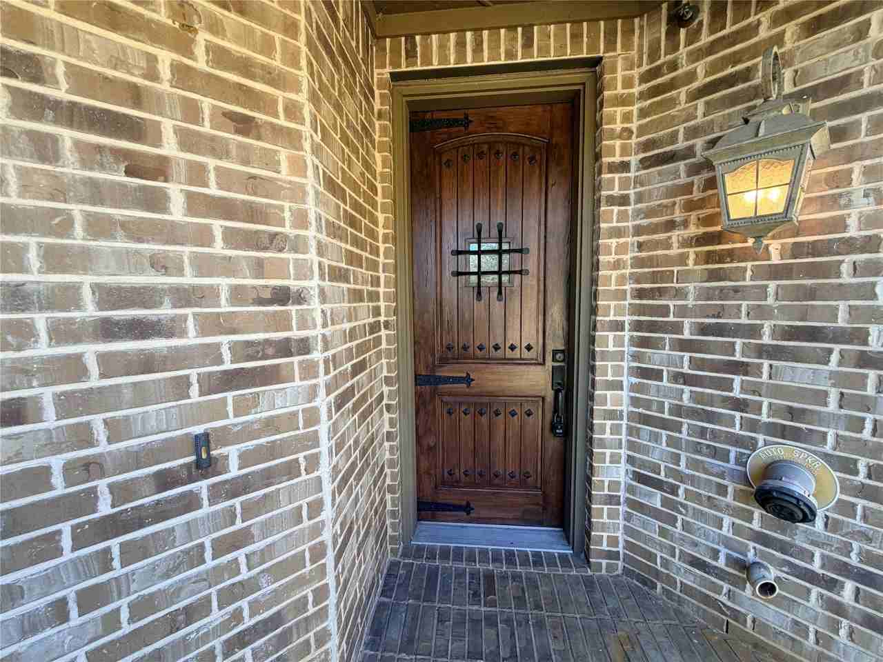 950 Brook Forest Ln - Photo 3 of 22