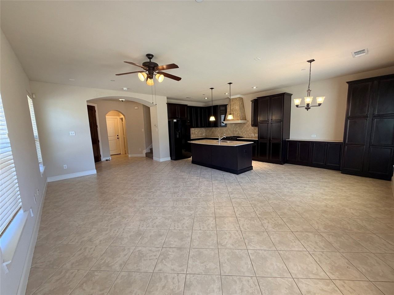 950 Brook Forest Ln - Photo 7 of 22