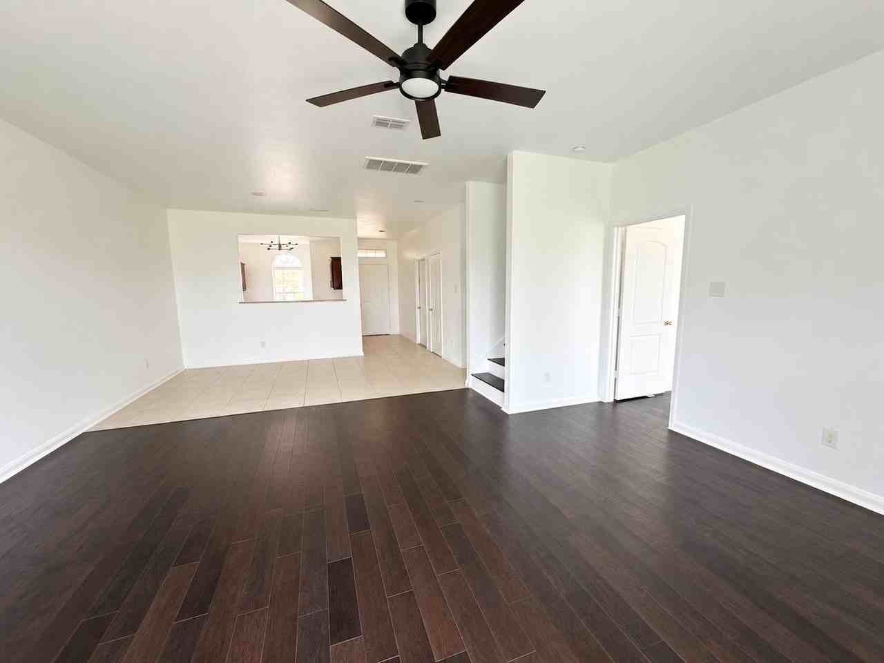 4405 Elderberry St - Photo 2 of 21