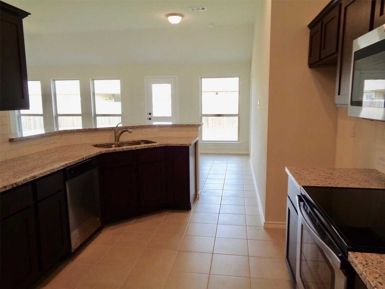 1445 Gallina Trl - Photo 4 of 16